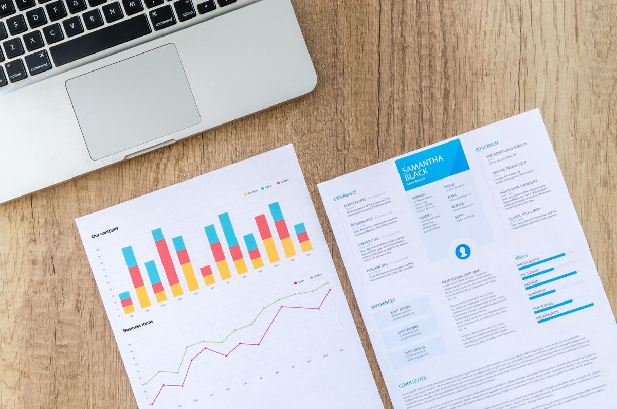Jasper vs Copy AI — AI tools overview, features and workflow in 2026